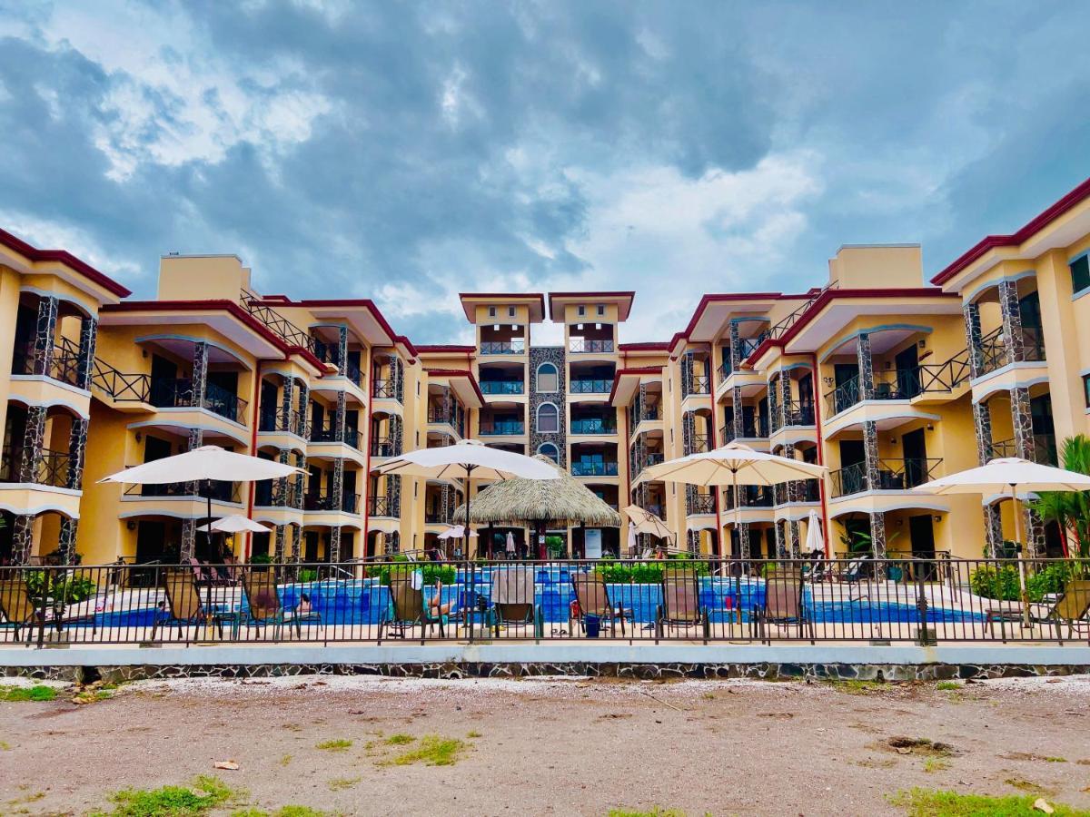 Apartamento De Lujo Las 3 Gotas Jaco, Frente Al Mar Con Vista A La Playa Bagian luar foto