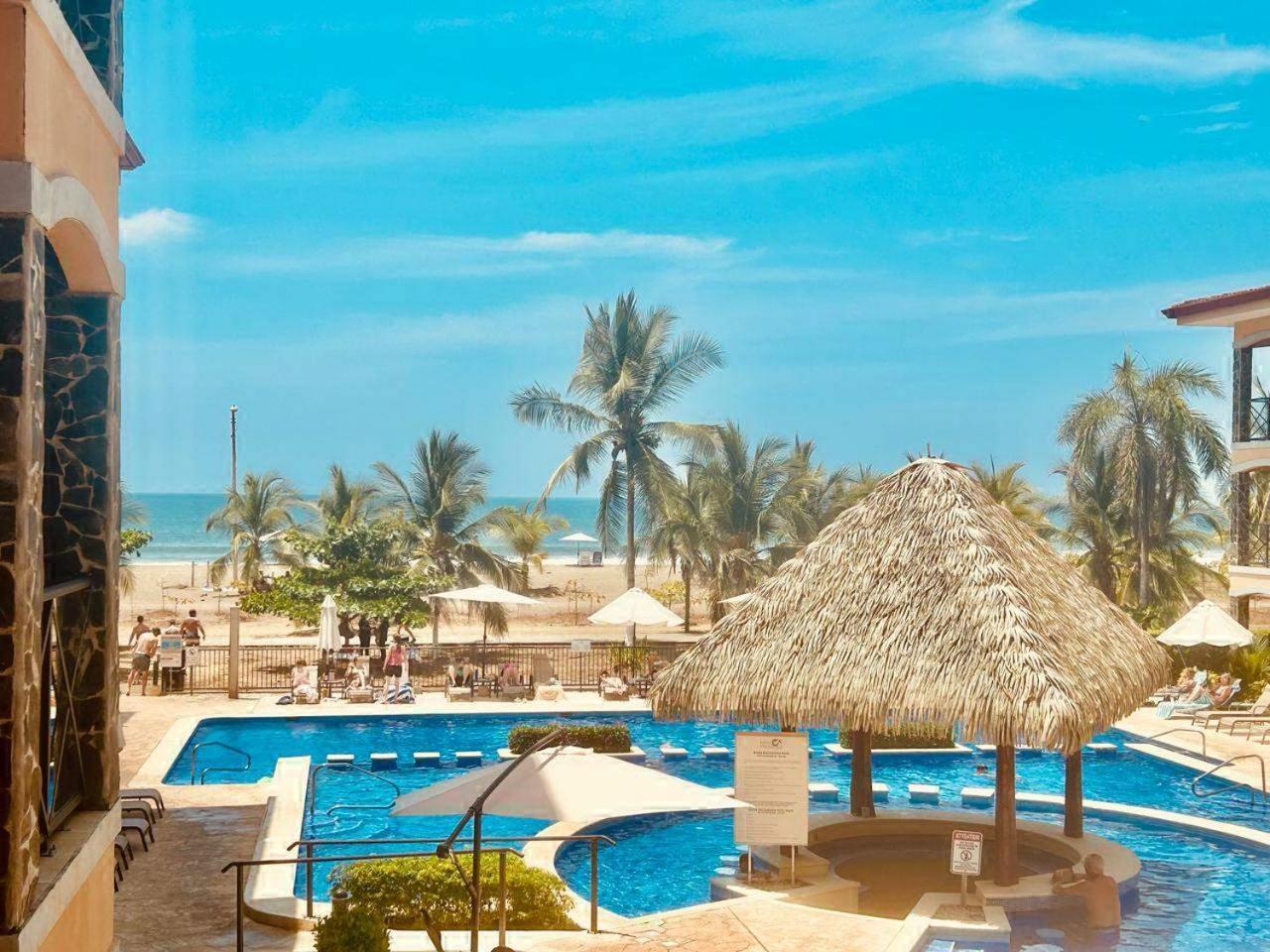 Apartamento De Lujo Las 3 Gotas Jaco, Frente Al Mar Con Vista A La Playa Bagian luar foto