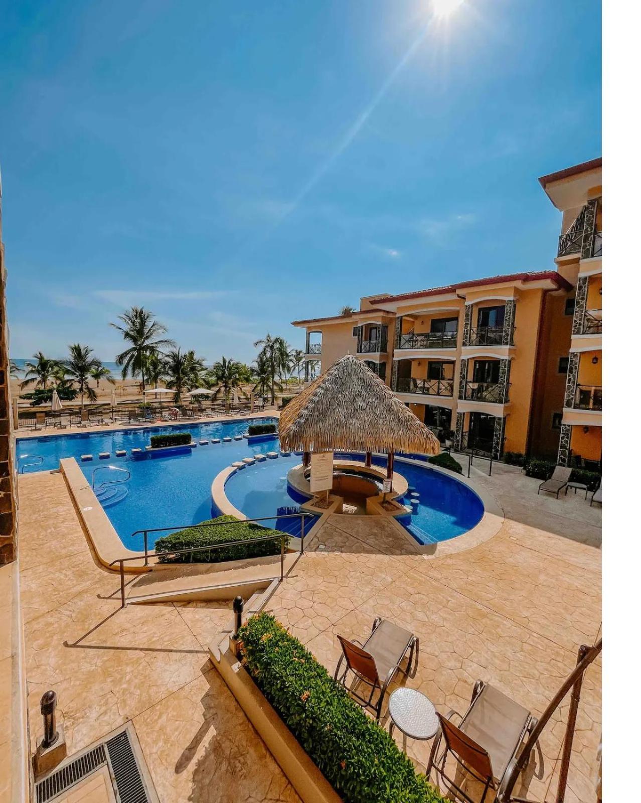 Apartamento De Lujo Las 3 Gotas Jaco, Frente Al Mar Con Vista A La Playa Bagian luar foto