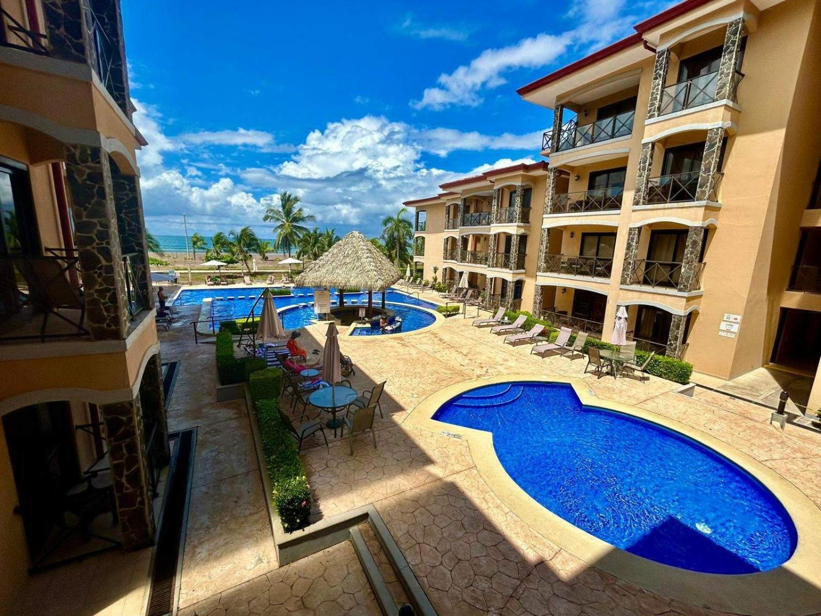Apartamento De Lujo Las 3 Gotas Jaco, Frente Al Mar Con Vista A La Playa Bagian luar foto