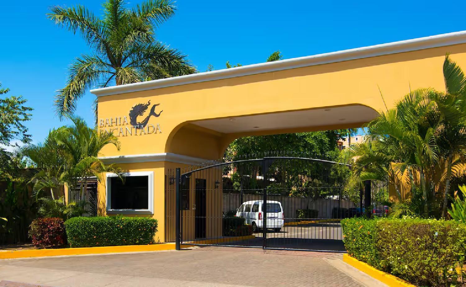 Apartamento De Lujo Las 3 Gotas Jaco, Frente Al Mar Con Vista A La Playa Bagian luar foto